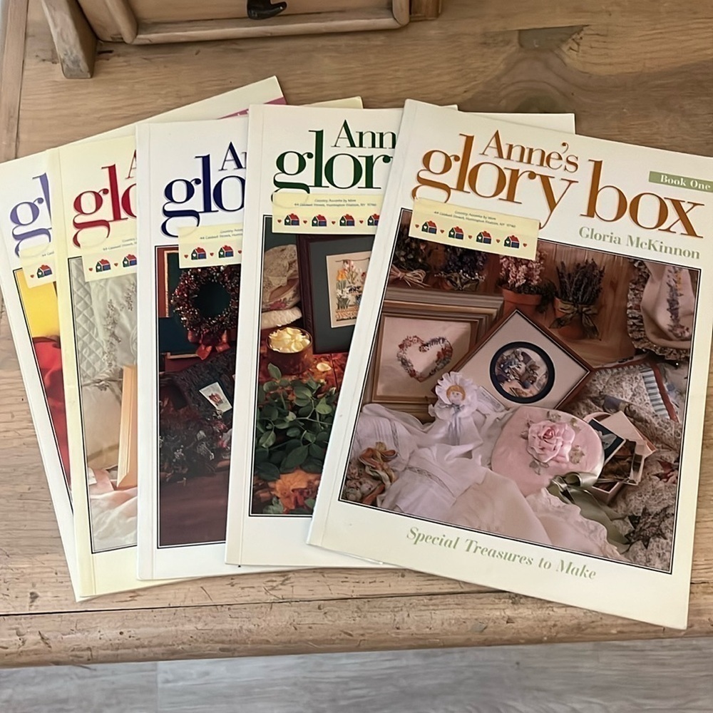 5 Issues of “Anne’s Glory Box” Australian Craft Magazine Book 1-5. 1994-95